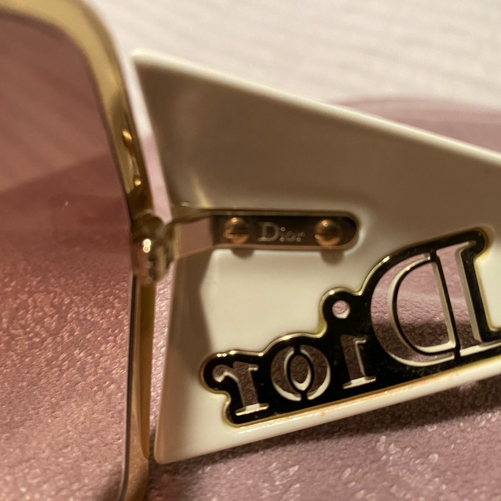 CHRISTIAN DIOR Sunglasses